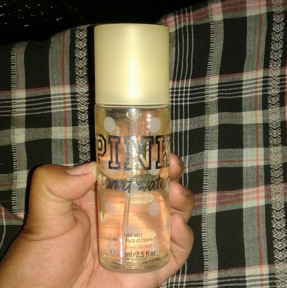 PINK Body Mist - Picture 3 of 4